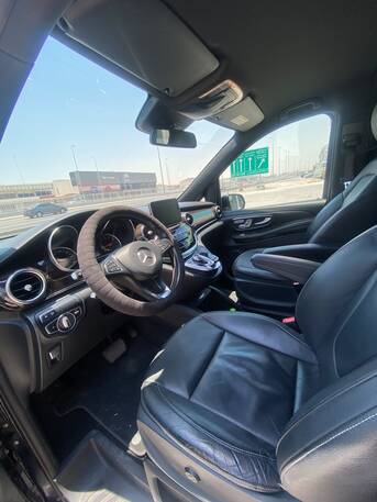 Manama, Vehicles, Cars & Trucks , BHD 8250,  MERCEDES V250,  2017,  Automatic,  163800 KM,  Mercedes Benz V-250  (Blue)