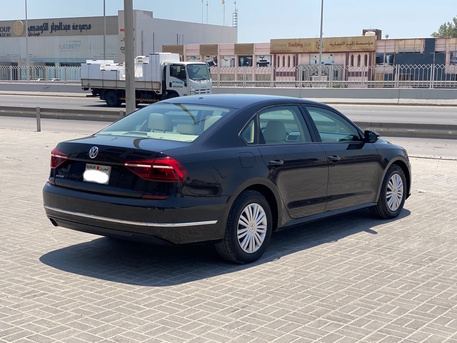 Manama, Vehicles, Cars & Trucks , BHD 3200,  Volkswagen Passat,  2018,  Automatic,  93600 KM,    (Black)