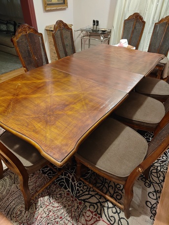 Jeddah, Furniture, SAR 1500,  Dinning Table With Chair