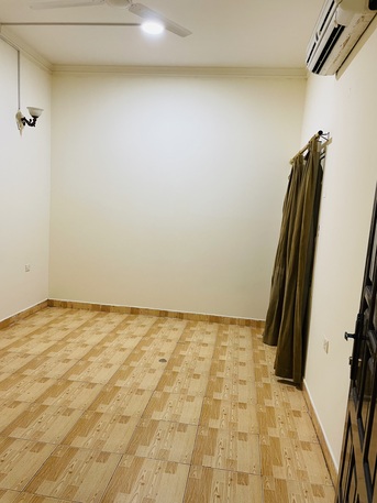 Gudaibiya, Apartments, Flats, Houses & Villas, BHD 200/month,  2 BR,  ****2 Bath Semi Furnished Flat For Rent In Gudaibiya All Inclusive******8