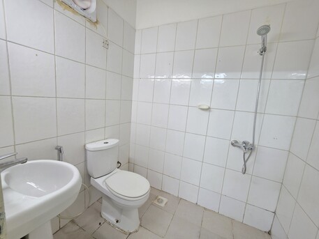 Juffair, Apartments, Flats, Houses & Villas, BHD 185/month,  Furnished,  Studio,  Studio Flat With Gas Connection | Free Wifi | Closed Kitchen | Near Juffair Mall