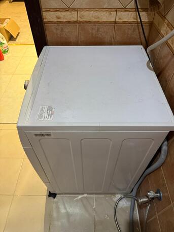 Riyadh, Household Items, SAR 650,  LG Washing Machine