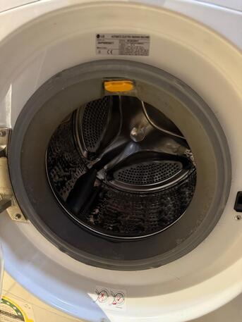 Riyadh, Household Items, SAR 650,  LG Washing Machine