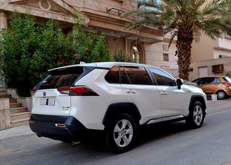 Jeddah, Vehicles, Cars & Trucks , SAR 83500,  Toyota RAV4,  2021,  Automatic,  146000 KM,    Hybrid