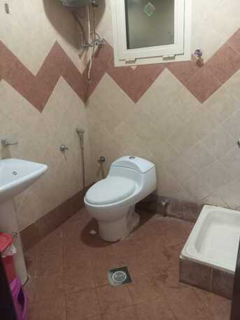 Jubail, Apartments, Flats, Houses & Villas, 4 BR,  If U Looking For Bachelor Falts Available Priam Location