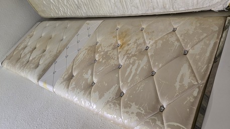 Al Aziziyah, Furniture, SAR 10,  Bed And Mattress OLD - Giveaway Need To Throw Out
