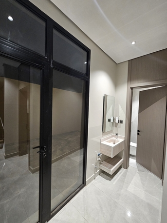 Riyadh, Household, Single Room Available For Rent In Al Maizilah Area, Riyadh