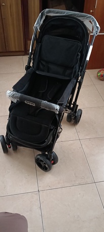 Umm Al Hassam, Baby & Kid Stuff, BHD 16,  Babyhug Multi-featured Baby Stroller/pram.