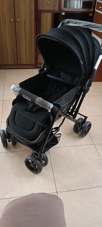 Umm Al Hassam, Baby & Kid Stuff, BHD 16,  Babyhug Multi-featured Baby Stroller/pram.