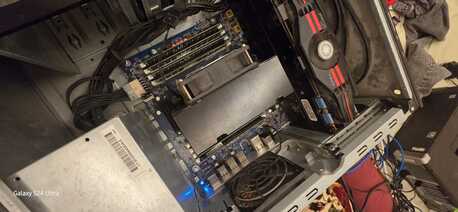Riyadh, Computers, SAR 3500,  للبيع أو البدل HP Z440 Workstation