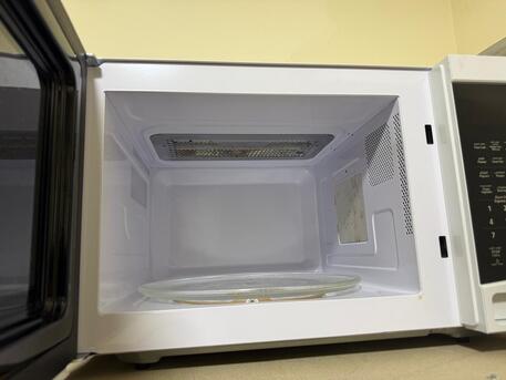 Riyadh, Appliances, SAR 150,  Class Pro 30L Microwave Oven For Sale