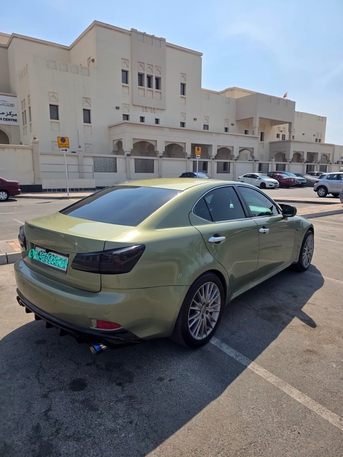 Muharraq, Vehicles, Cars & Trucks , BHD 2600,  Lexus ES 300h,  2007,  Automatic,  398988 KM,