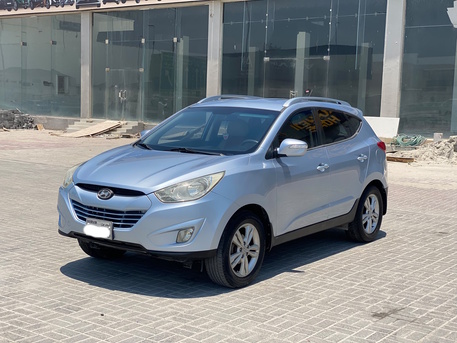 Manama, Vehicles, Cars & Trucks , BHD 2400,  Hyundai Tucson,  2011,  Automatic,  186900 KM,    (Blue)