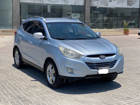 Manama, Vehicles, Cars & Trucks , BHD 2400,  Hyundai Tucson,  2011,  Automatic,  186900 KM,    (Blue)