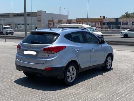 Manama, Vehicles, Cars & Trucks , BHD 2400,  Hyundai Tucson,  2011,  Automatic,  186900 KM,    (Blue)