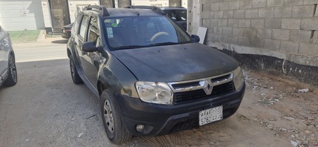 Dammam, Vehicles, Cars & Trucks , SAR 11000,  Renault Duster,  2015,  Automatic,  277000 KM,    Model  For Sell
