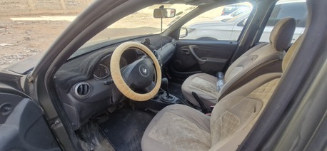 Dammam, Vehicles, Cars & Trucks , SAR 11000,  Renault Duster,  2015,  Automatic,  277000 KM,    Model  For Sell