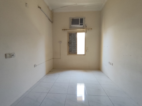 Manama, Apartments, Flats, Houses & Villas, BHD 75/year,  1 BR,  Sagaya:- Studio Flat Available On Rent..