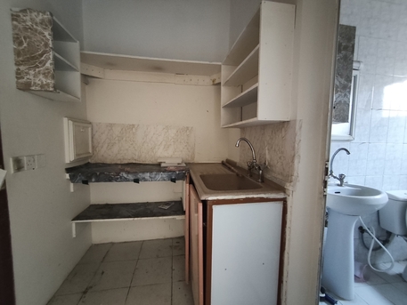 Manama, Apartments, Flats, Houses & Villas, BHD 75/year,  Furnished,  1 BR,  Sagaya:- Studio Flat Available On Rent..