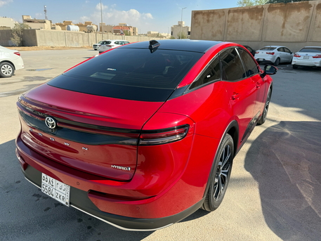 Riyadh, Vehicles, Cars & Trucks , SAR 125000,  Toyota Crown,  2023,  Automatic,  18000 KM,