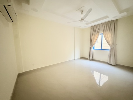 Adliya, Apartments, Flats, Houses & Villas, BHD 220/month,  2 BR,  Semi Furnished 2 Bedroom Flat In Adliya