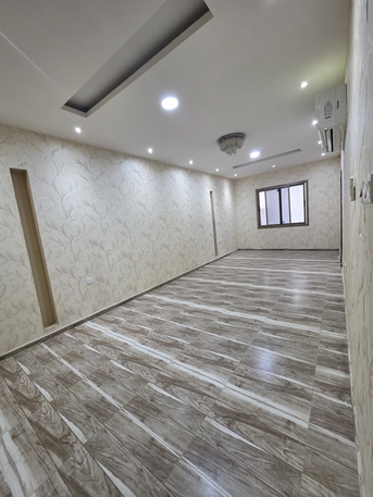 Hidd, Apartments, Flats, Houses & Villas, BHD 240,  3 BR,  Flat With AC For Rent In Hidd
