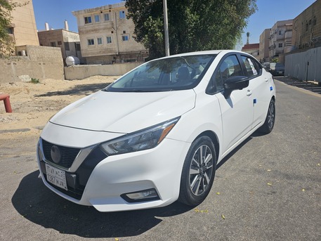 Akrabia, Vehicles, Cars & Trucks , Nissan Sunny,  2022,  Automatic,  130 KM,    New Education
