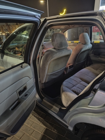Jeddah, Vehicles, Cars & Trucks , SAR 13500,  Ford Crown Victoria,  2003,  Automatic,  401700 KM,     &ndash; Excellent Condition
