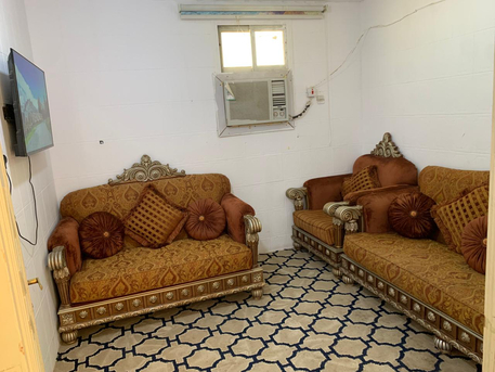 Riyadh, Furniture, SAR 400,  Elegant 5-Piece Wooden Sofa Set &ndash; Only 400 SAR