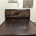 SAR 400,  King Size Bed In Very Good Condition - Heavy- Strong For Sale