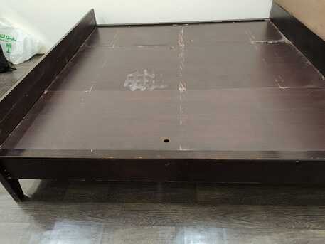 Al Batha, Household Items, SAR 400,  King Size Bed In Very Good Condition - Heavy- Strong For Sale