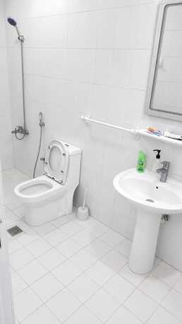 Jeddah, Bedspace For Rent, SAR 500/month,  Only Bed Space Available For One Male Person In Two Rooms Apartment 500Sr With Electricity