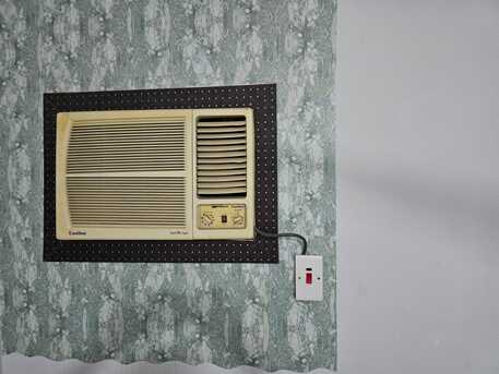 Jeddah, Air Conditioners, SAR 700650,  York -1.5 Tons & Other 2 Tons ACs Available