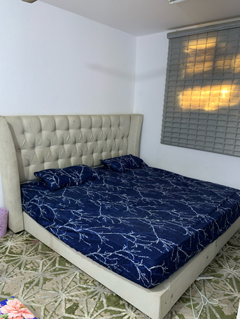 Riyadh, Furniture, SAR 300,  Double Bed & Single Bed (Bedrooms Furnitures)