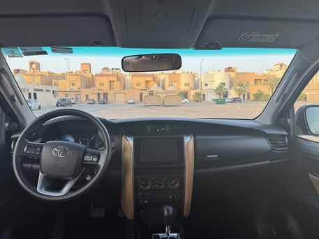 Riyadh, Vehicles, Cars & Trucks , SAR 100000,  Toyota Fortuner,  2024,  Automatic,  107000 KM,