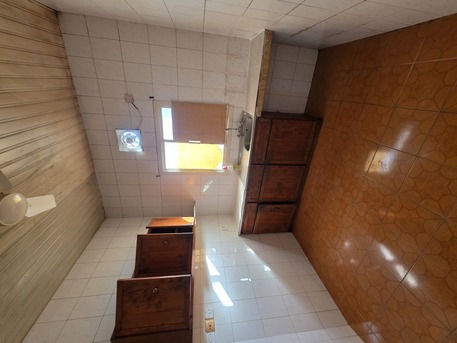 Manama, Apartments, Flats, Houses & Villas, BHD 130/month,  Studio,  Semi Furnished 1 Bedroom Studio Flat With Unlimited Ewa @130/BD In Rasruman