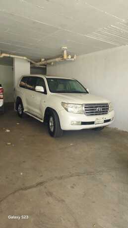 Makkah, Vehicles, Cars & Trucks , SAR 77000,  LAND CRUISER VXR (TOP TIRE),  2009,  Automatic,  462000 KM,  VERY NEAT & CLEAN FULL SIZE SUV, DR OWNED, USED WITH VERY SOFT HAND, FULLY LOADED CAR