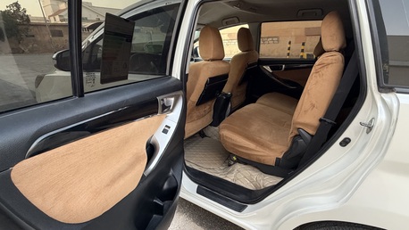 Riyadh, Vehicles, Cars & Trucks , SAR 56500,  Innova Crysta -,  2019,  Automatic,  373 KM,  Innova Cresta  For Sale