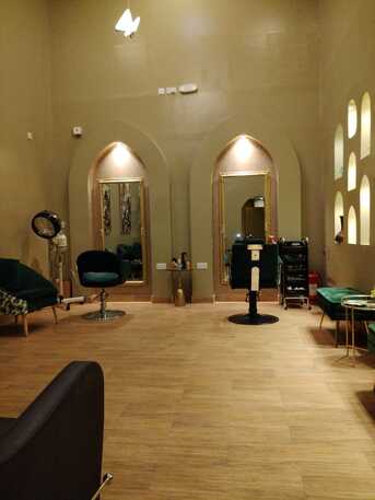 Manila, Jobs, Senior Hairdresser / Stylist