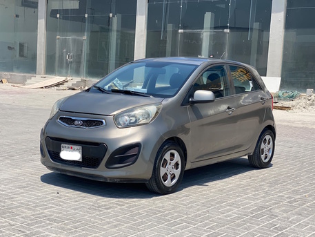 Manama, Vehicles, Cars & Trucks , BHD 1200,  Kia Picanto,  2014,  Automatic,  159800 KM,    (Grey)