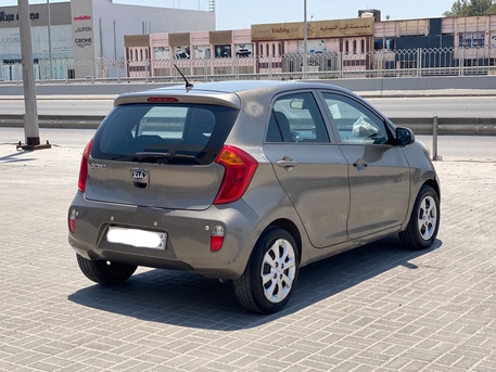 Manama, Vehicles, Cars & Trucks , BHD 1200,  Kia Picanto,  2014,  Automatic,  159800 KM,    (Grey)