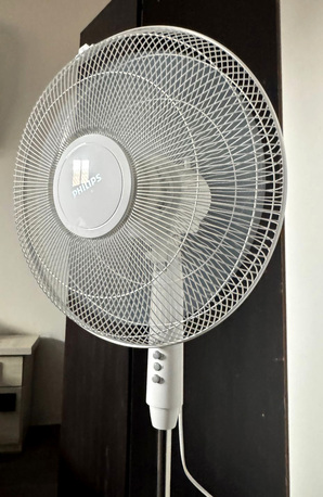 Riyadh, Appliances, SAR 750,  Philips Stand Fan,Devo Gaming Chair,TV 43 Inch,