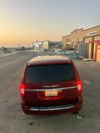 Al Khobar Al Shamalia, Vehicles, Cars & Trucks , SAR 18000,  Chrysler Grand Voyager,  2013,  Automatic,  176000 KM,  Translate Post   For Sale