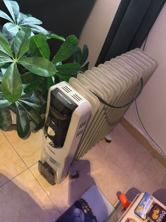 Al Malaz, Appliances, SAR 1000,  Items For Sale For - Final Exit