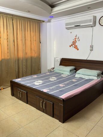 Al Malaz, Appliances, SAR 1000,  Items For Sale For - Final Exit