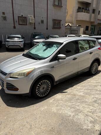 Jeddah, Vehicles, Cars & Trucks , SAR 26000,  Ford Escape,  2014,  Automatic,  198140 KM,  Urgent Sale