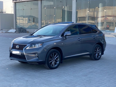 Manama, Vehicles, Cars & Trucks , BHD 4300,  Lexus RX-350,  2013,  Automatic,  195500 KM,   /  (Grey)