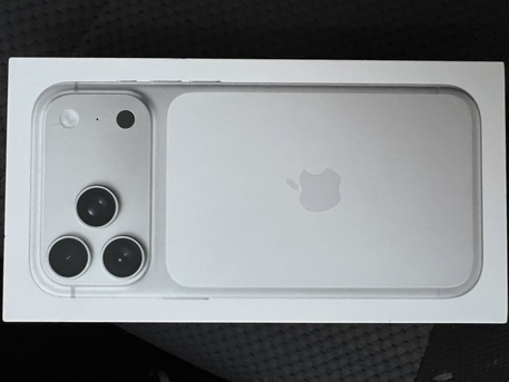 Khobar, Mobile Phones, SAR 5250,  Iphone 17 Pro Max Silver New