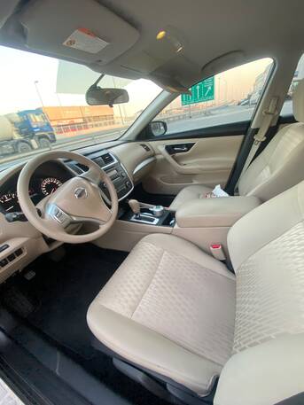 Manama, Vehicles, Cars & Trucks , BHD 2950,  Nissan Altima,  2017,  Automatic,  131000 KM,    (Grey)