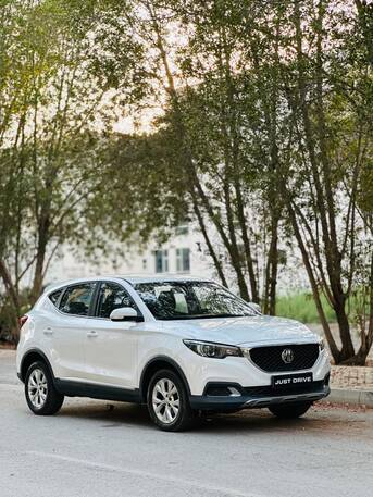 Segaya, Vehicles, Cars & Trucks , BHD 3250,  Mg ZS,  2021,  Automatic,  90000 KM,    MODEL WELL MAINTAINED 5 SEATER SUV CALL OR WHATSAPP ON 35400768 ,33665080